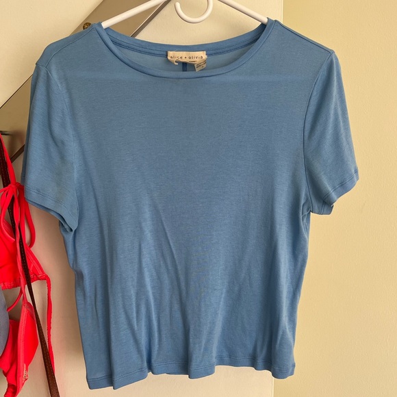 Alice and Olivia Classic Cropped Tee - Picture 3 of 5